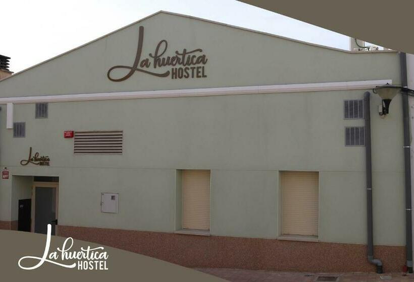 Hostel La Huertica