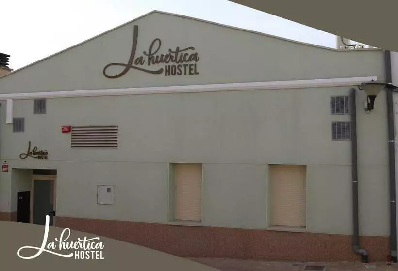 Hostel La Huertica