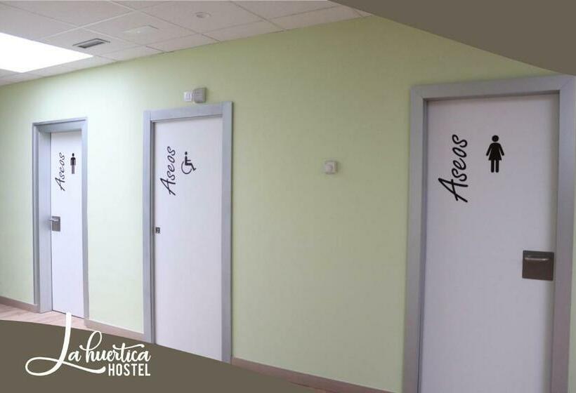 Hostel La Huertica