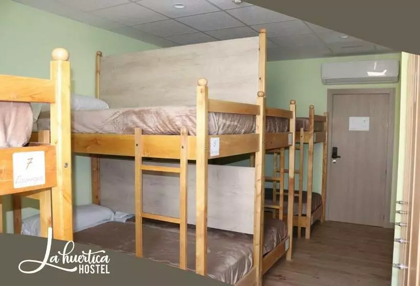 Hostel La Huertica