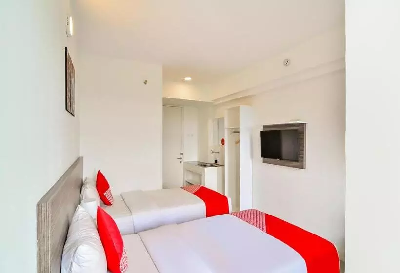 Hotelli Collection O 28 Urban Town Karawang