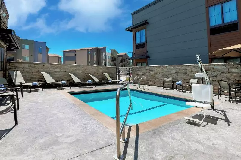 هتل Springhill Suites By Marriott Truckee