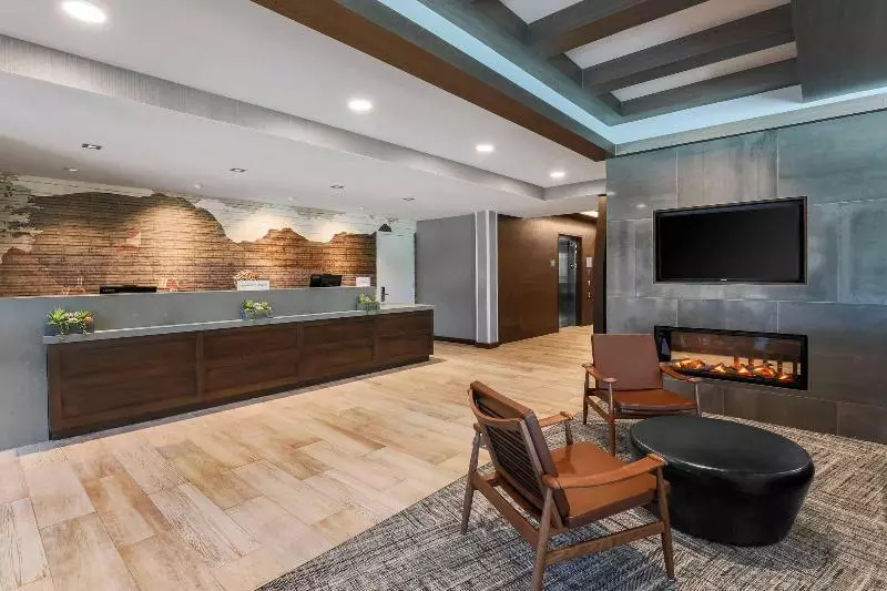هتل Springhill Suites By Marriott Truckee