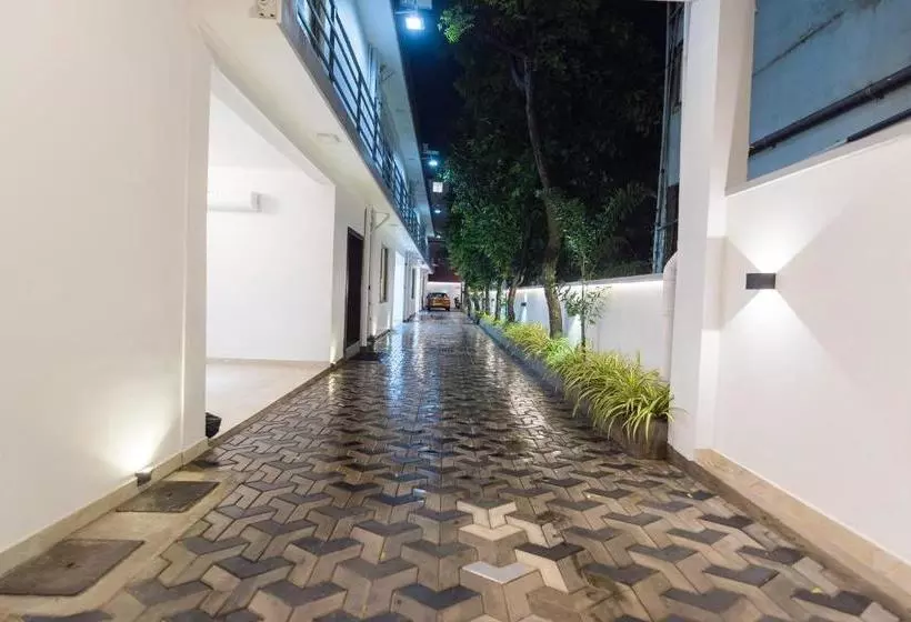 Viveka Hotel Colombo