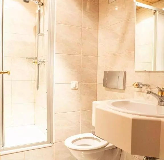 ペンション Gasthof Zum Gellnwirt