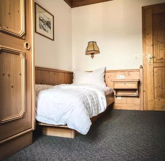 ペンション Gasthof Zum Gellnwirt