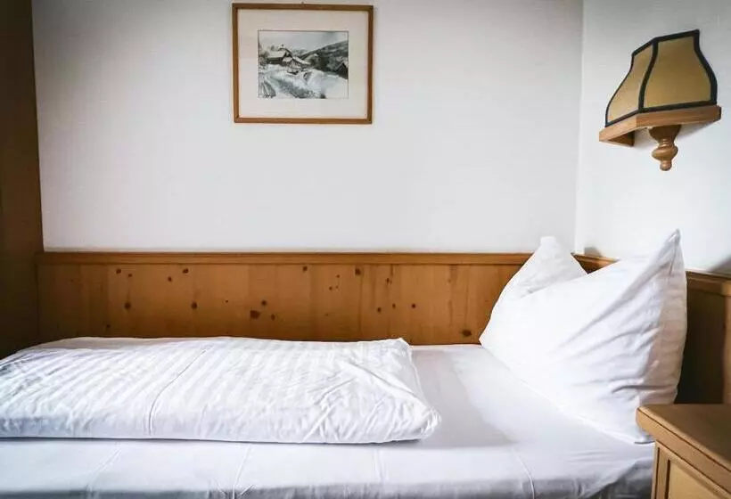 ペンション Gasthof Zum Gellnwirt