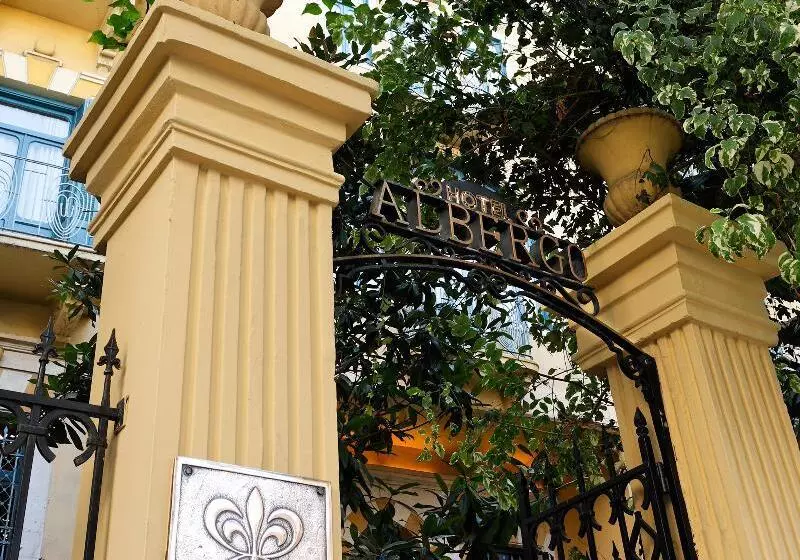 هتل Albergo