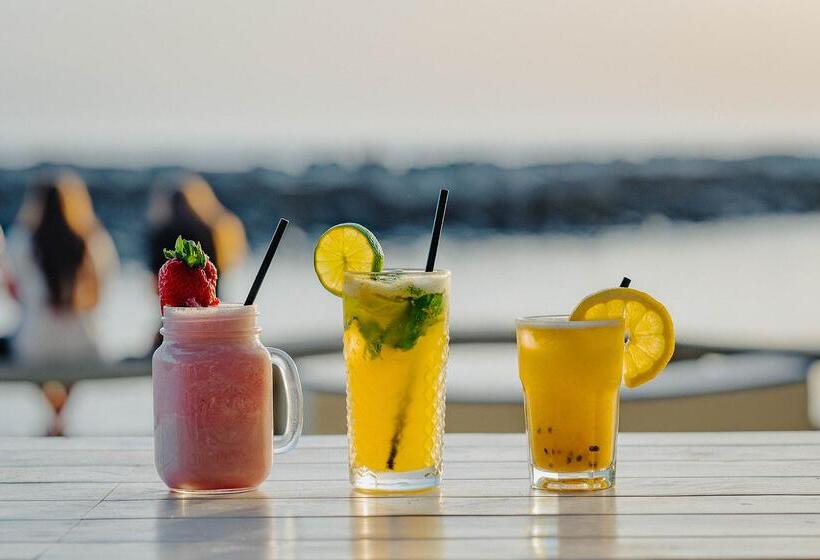 Otel Calheta Beach  Allinclusive  Savoy Signature