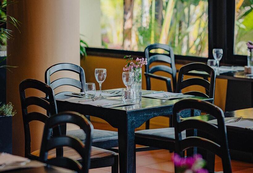 Otel Calheta Beach  Allinclusive  Savoy Signature