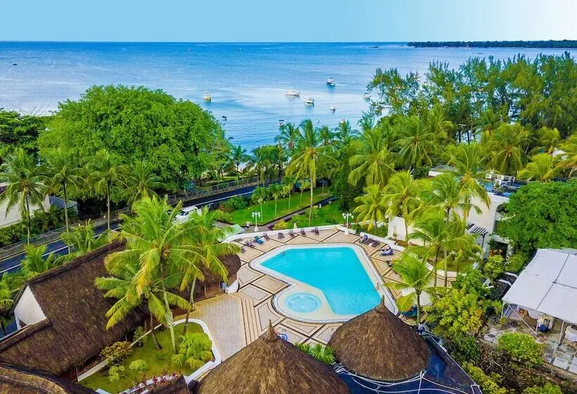 هتل Casuarina Resort And Spa