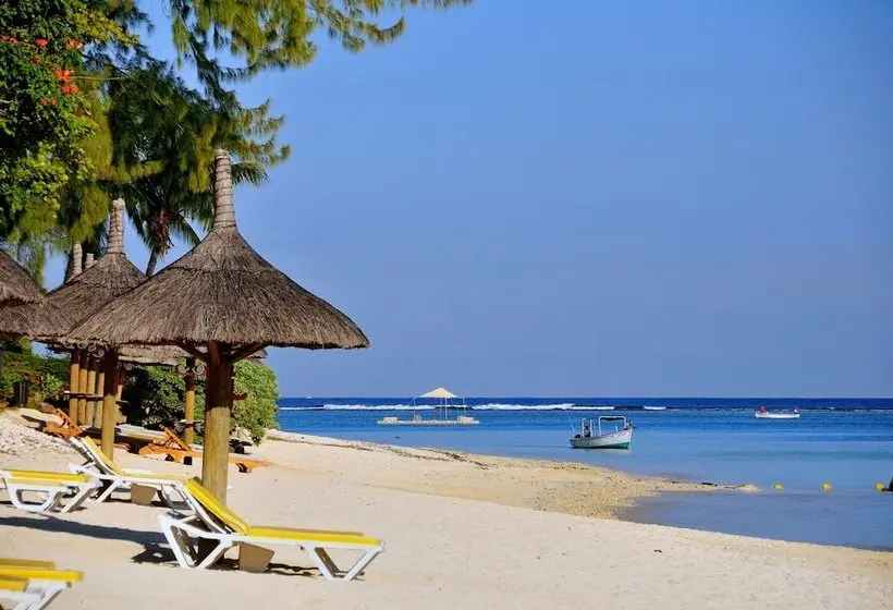 هتل Casuarina Resort And Spa