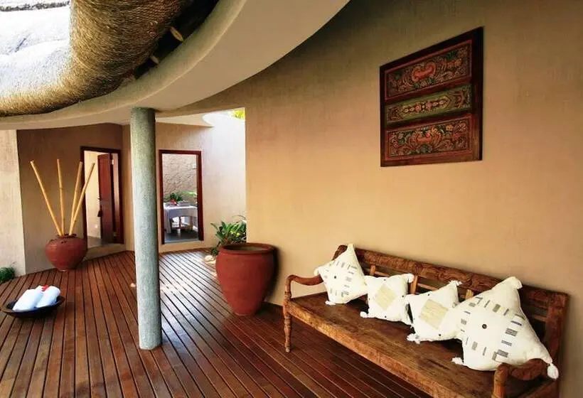 هتل Casuarina Resort And Spa