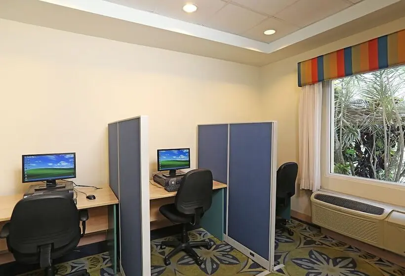 ホテル Four Points By Sheraton Santo Domingo