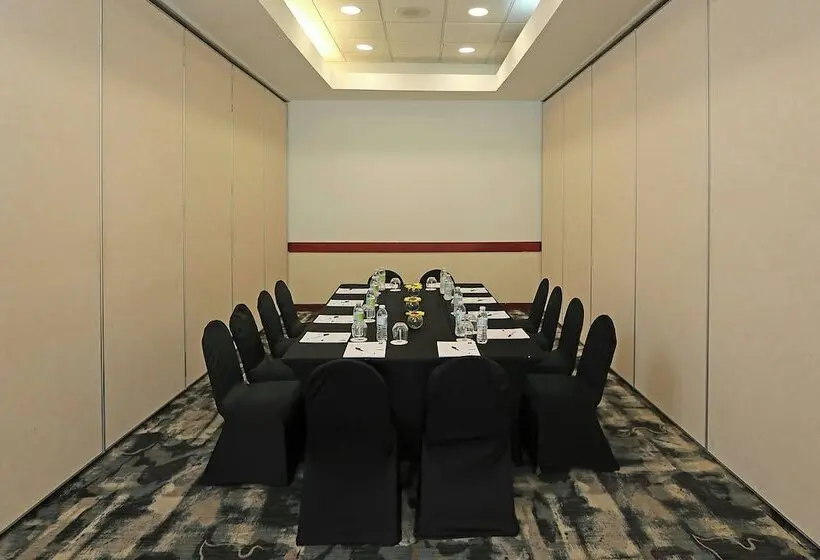 ホテル Four Points By Sheraton Santo Domingo