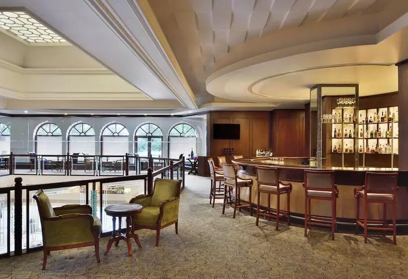 Отель Le Méridien Jaipur Resort & Spa