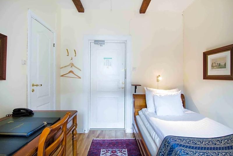 Mayfair Hotel Tunneln