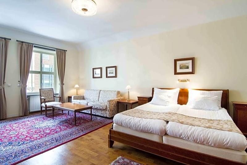 Mayfair Hotel Tunneln