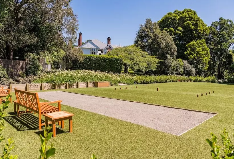 هتل Otahuna Lodge