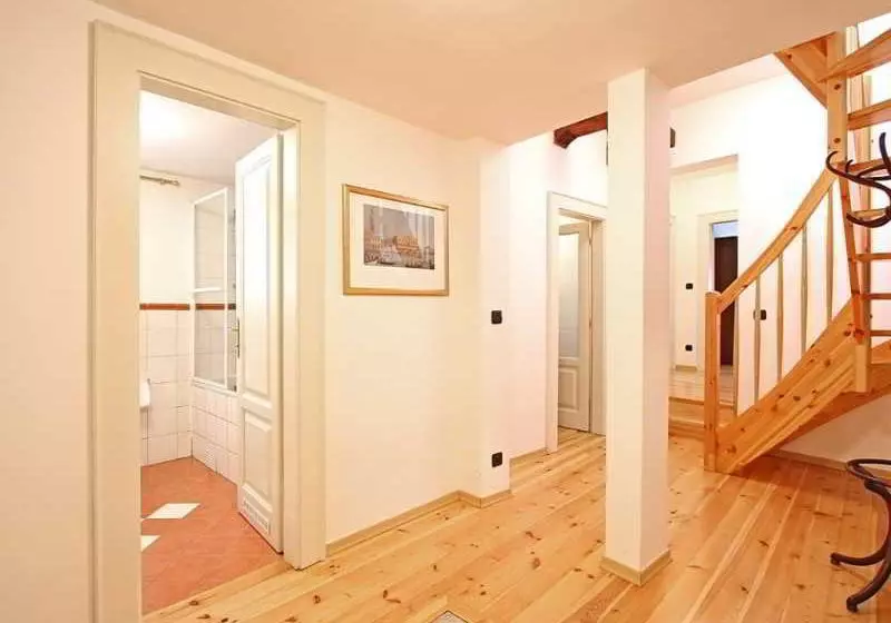 هتل Residence Retezova