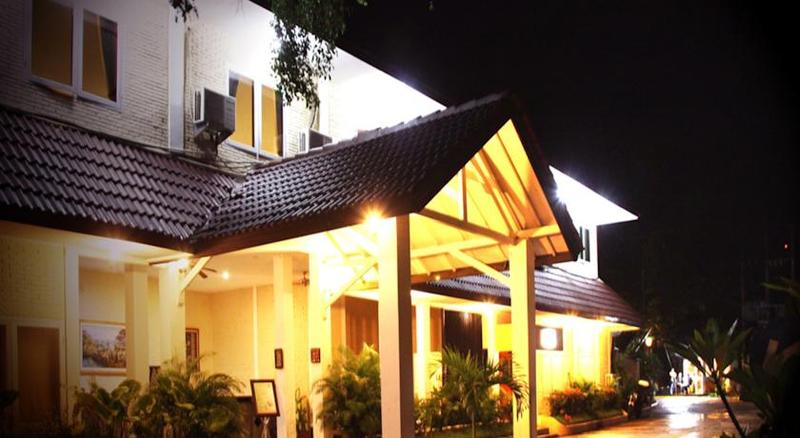 Hotel The Jayakarta Anyer Beach Resorts