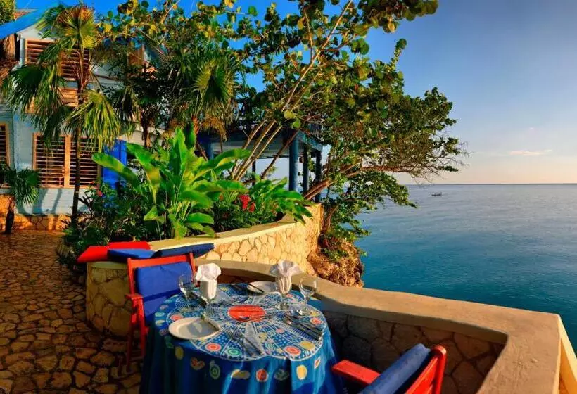 渡假胜地 The Caves