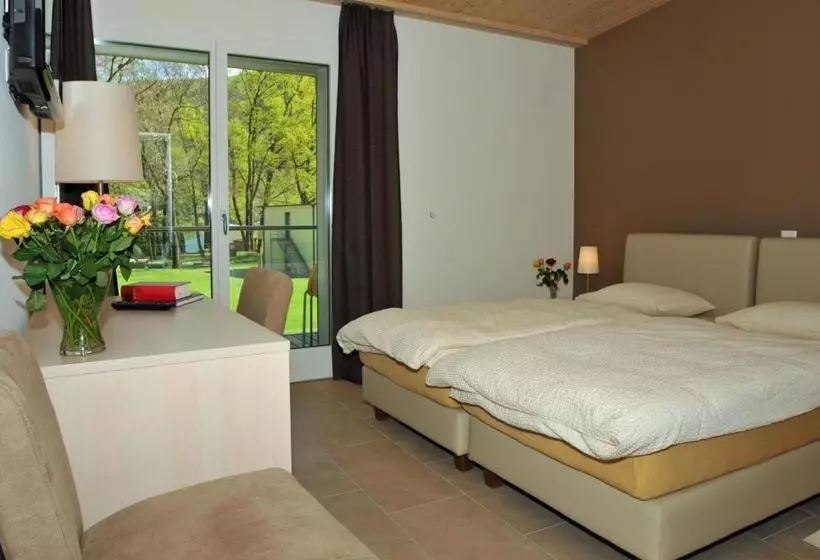 ホテル Centro Magliaso