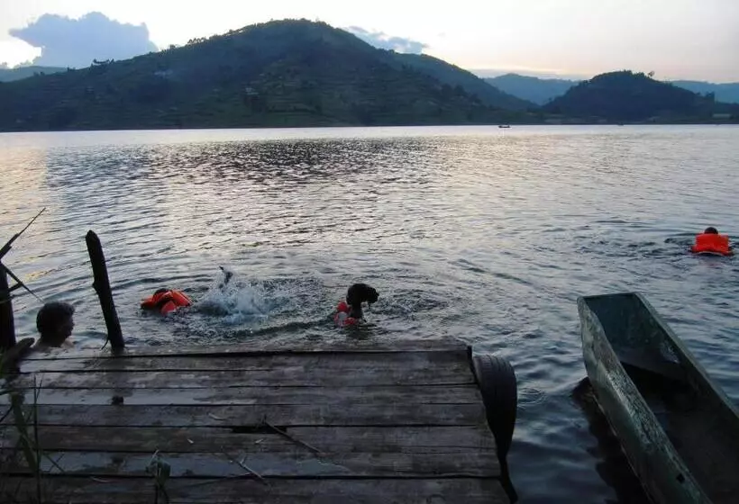 پانسیون Amasiko Homestay Lake Bunyonyi