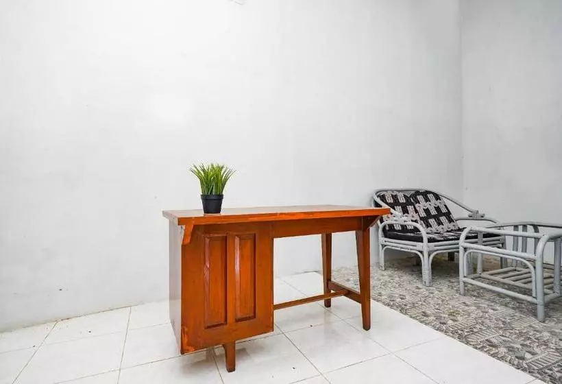 Hotel Oyo Life 3153 D Homey