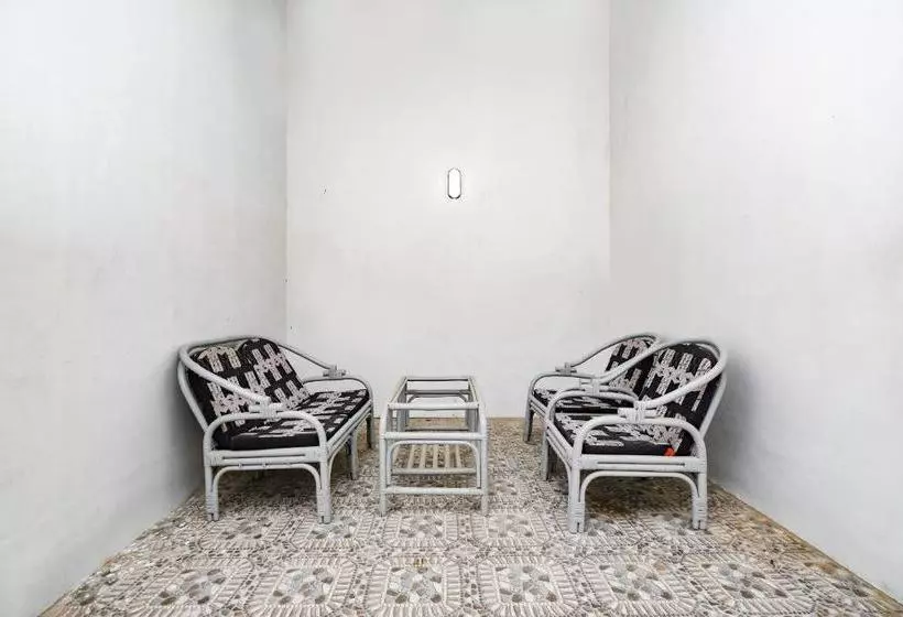 Hotel Oyo Life 3153 D Homey