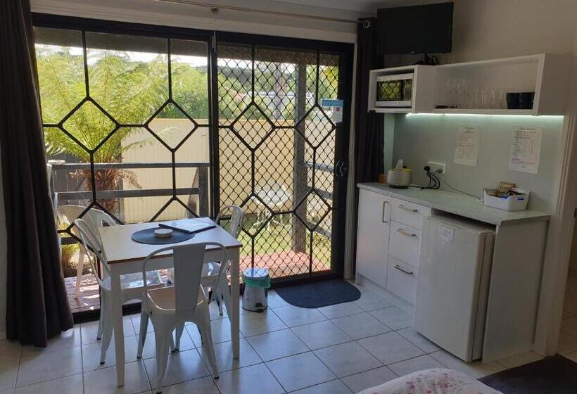 فندق على الطريق Chateau Bass