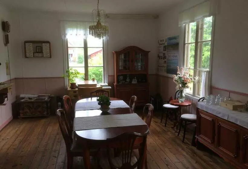 Majatalo Station Sågen