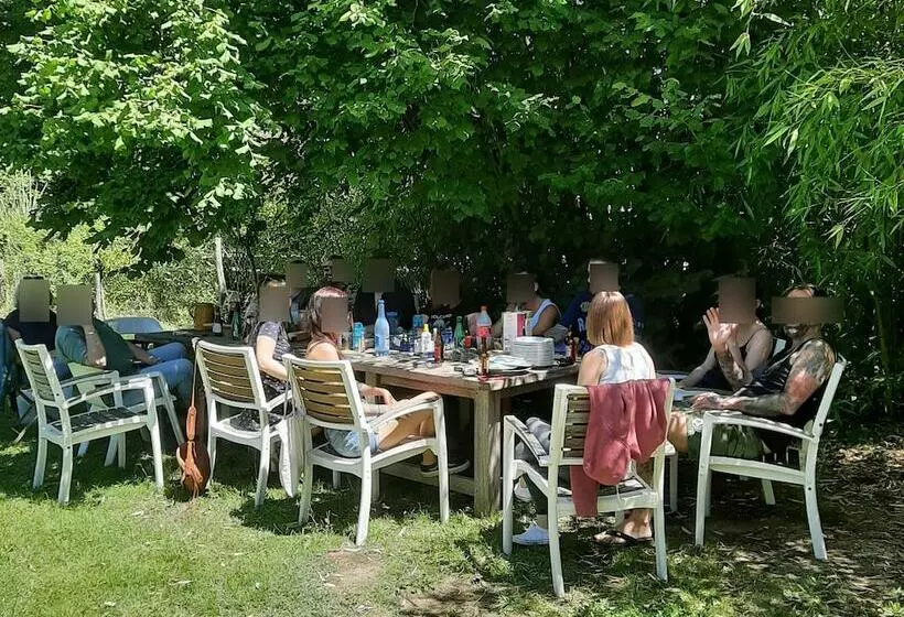 ベッドアンドブレックファースト Maison Cerviña