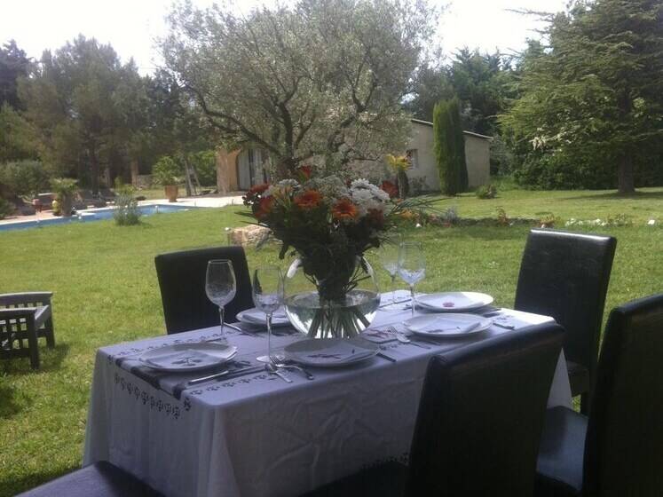 ベッドアンドブレックファースト Mas Au Coeur De La Provence   Chambres D Hotes