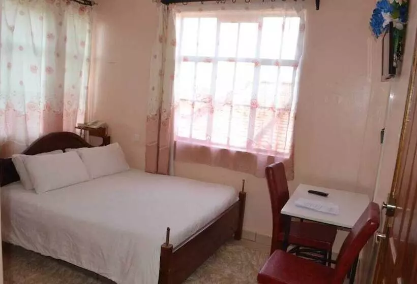 تختخواب و صبحانه The Ree