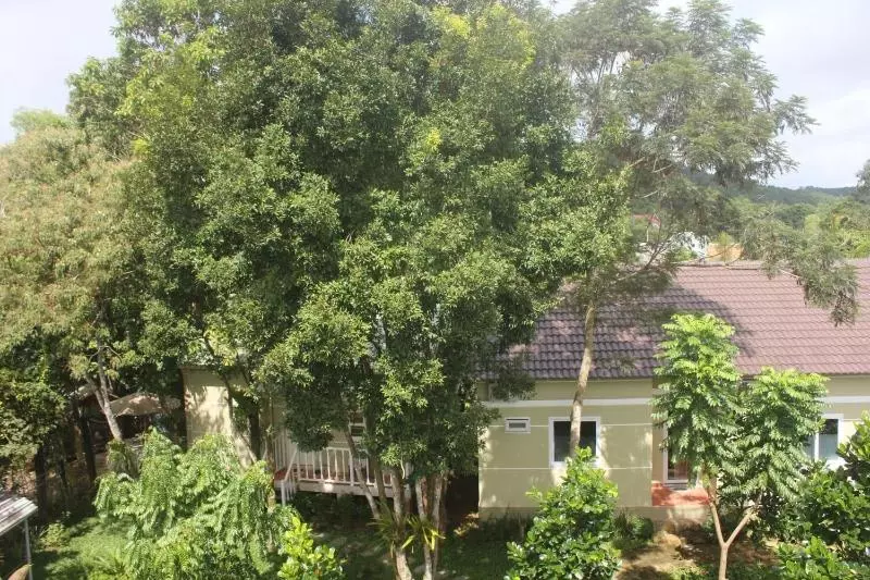هتل Eco Spring Phu Quoc Villa