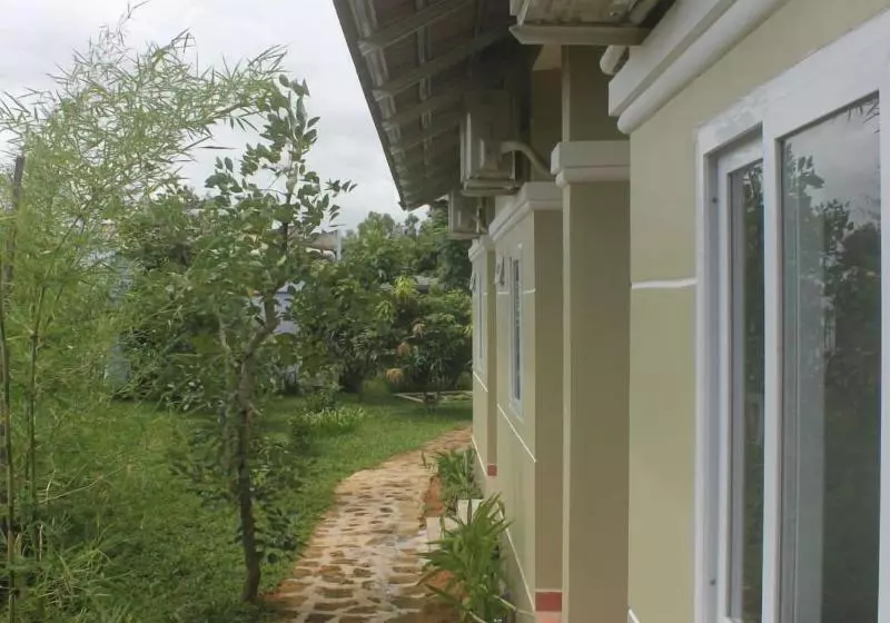هتل Eco Spring Phu Quoc Villa