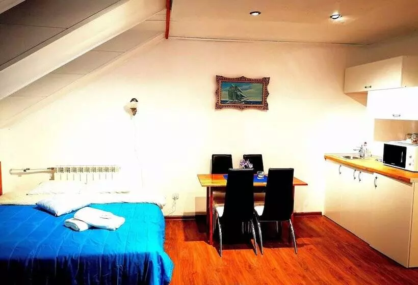 هتل Meridian Apartments