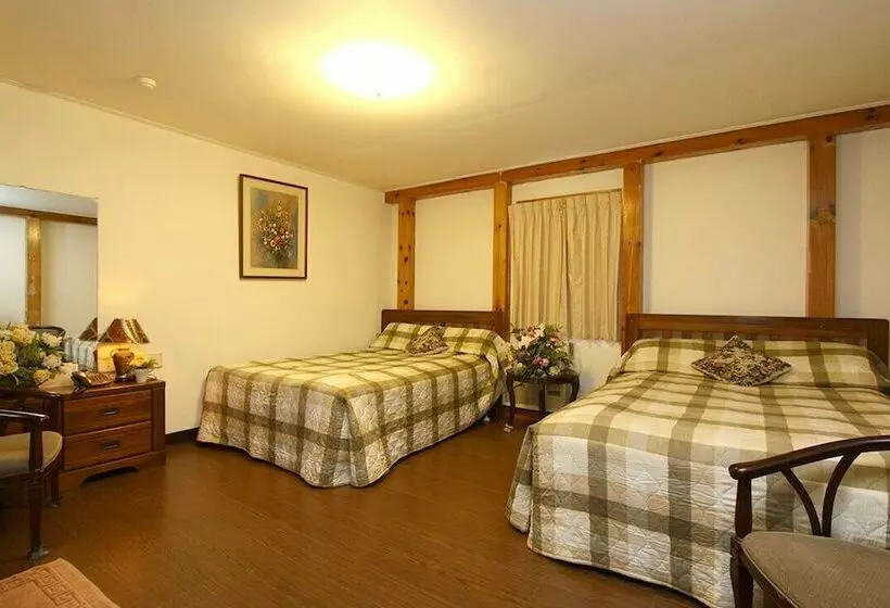 هتل Taitung Garden Cabin