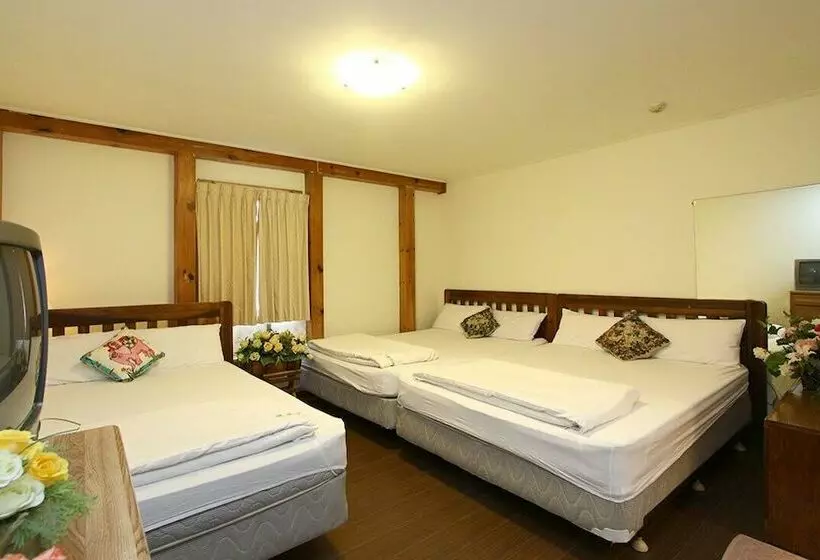 هتل Taitung Garden Cabin