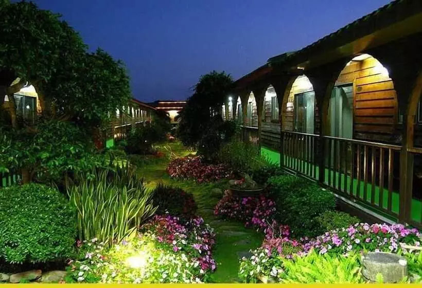 هتل Taitung Garden Cabin