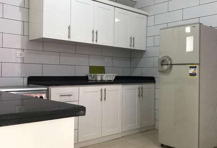 پانسیون Hermina Guest House