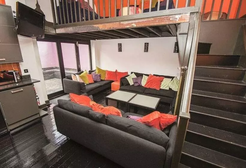 Majatalo Moroccan Riad