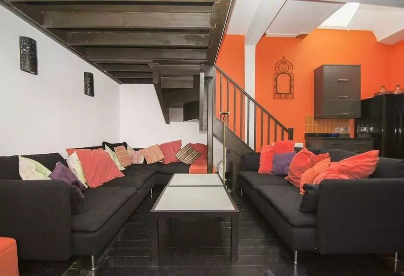 Majatalo Moroccan Riad