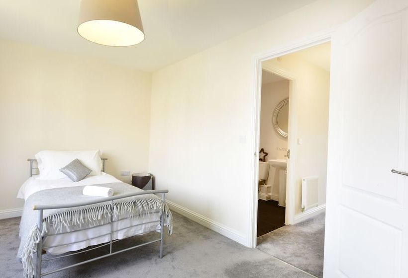 بنسيون Villiers Road