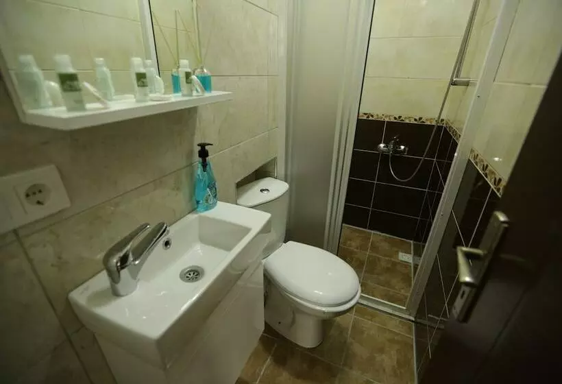 Taksim Gold Rose Apart