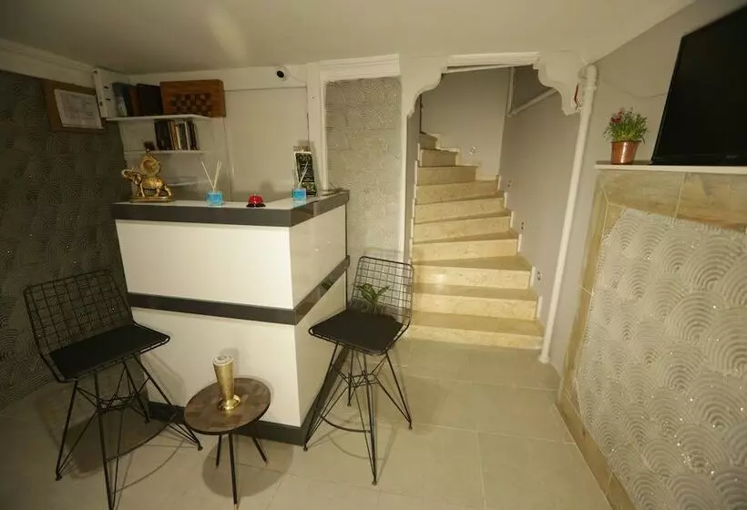 Taksim Gold Rose Apart