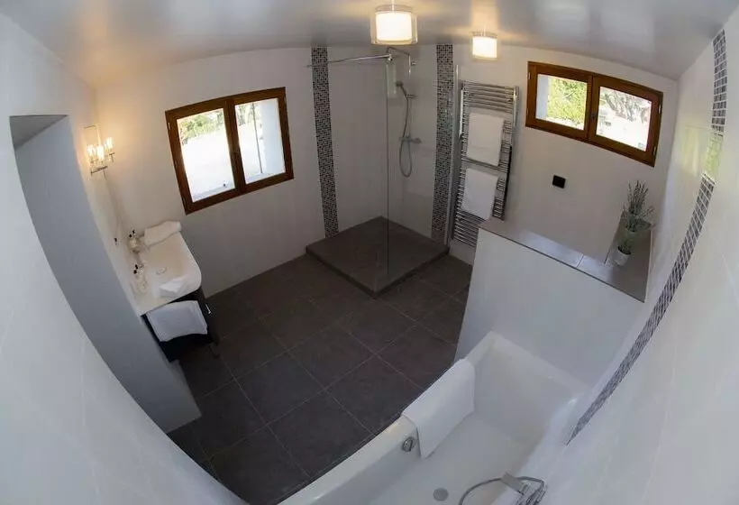 Aamiaismajoitus (B&B) Mas Des Avelines