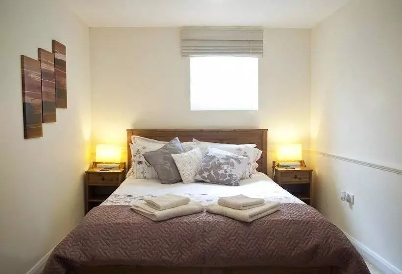 Bryn Melyn Farm Cottages  5 Luxury Cottages In A Stunning Setting With Wood Fired Hot Tub