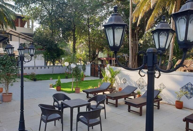 Coastal Suites Apart